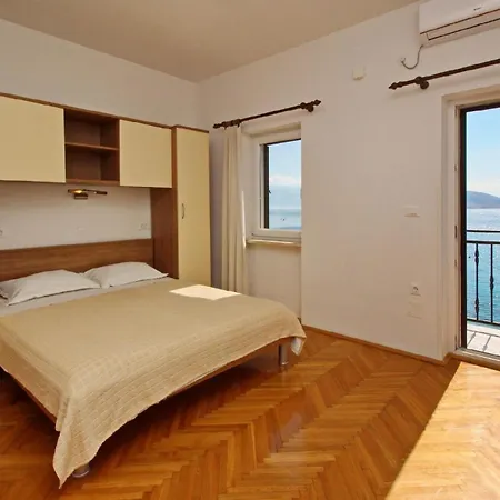 In Zenrum Von Mit Wunderschoehnem Meerblick Fuer 2 Personen *